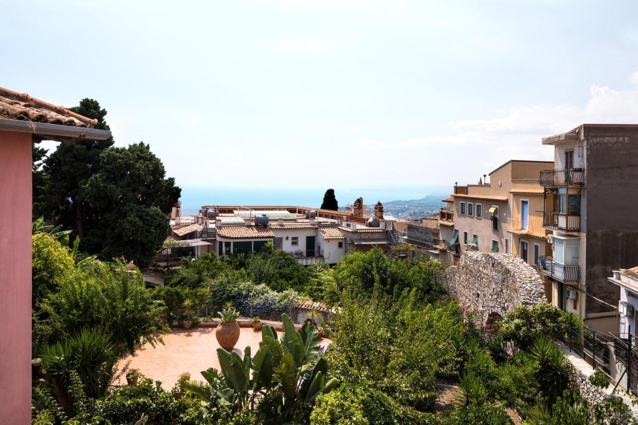 Le Moresche Taura & Mina Taormina Exterior photo